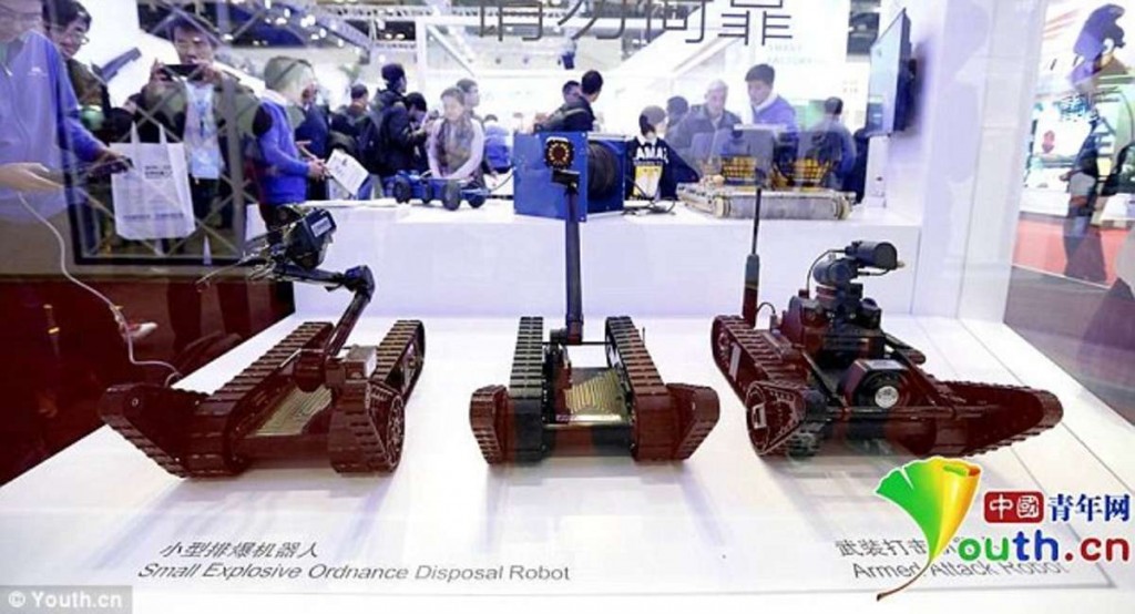 中国哈工大特种机器人研发部研发的武装反恐机器人